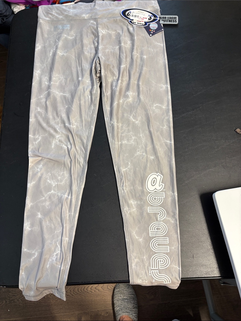 Women’s Silver Logo Leggings.  Atlanta Braves. Size L
